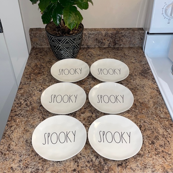 Rae Dunn Spooky Melamine plate Halloween Dishes set of 6 - Picture 2 of 3